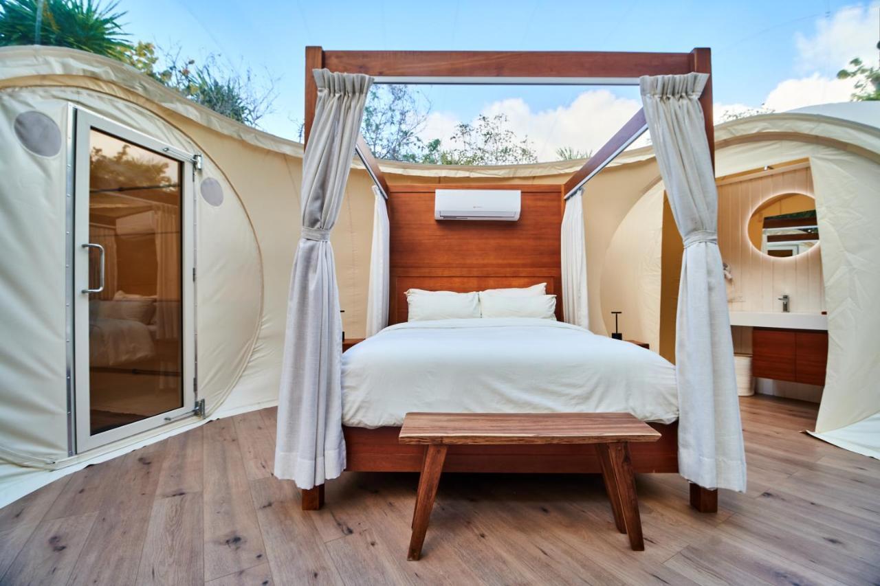 Campo de lujo Astral 4*